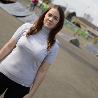 Rolák s krátkým rukávem – šedá - obrázek 1 z galerie