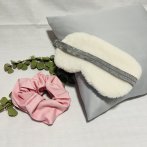 Dárkový set na spaní (spací maska + gumička) – růžová unicorn - třetí obrázek z galerie