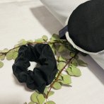 Dárkový set na spaní (spací maska + gumička) – černá - druhý obrázek z galerie