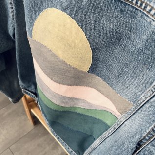 Vyšívaná bunda #013 – džínová - obrázek 3 z galerie