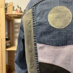 Vyšívaná bunda #023 – džínová - druhý obrázek z galerie