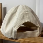Vyšívaná kšiltovka #011 – krémová - třetí obrázek z galerie