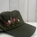 Vyšívaná kšiltovka #014 – tmavě zelená