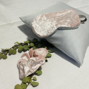Dárkový set na spaní (spací maska + gumička) – růžová - první obrázek z galerie