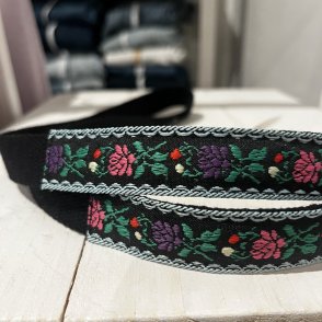 Vyšívaný popruh na telefon – černá stuha - druhý obrázek z galerie