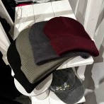 Vyšívaná bavlněná čepice na přání – Tmavá šedá - třetí obrázek z galerie