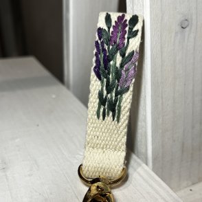 Vyšívaná klíčenka – Láska - druhý obrázek z galerie