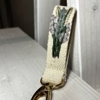 Vyšívaná klíčenka – Láska - čtvrtý obrázek z galerie