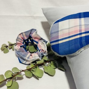Dárkový set na spaní (spací maska + gumička) – růžovo modrá - druhý obrázek z galerie