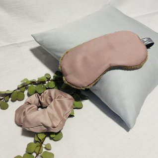 Dárkový set na spaní (spací maska + gumička) – starorůžová - obrázek 1 z galerie